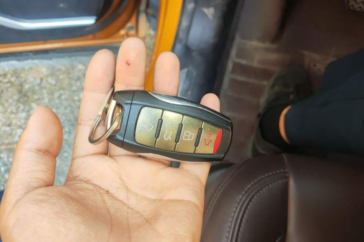 Used Haval F7 2019 2.0T Four-Wheel Drive 70th Anniversary Limited Edition Vehicle Key
