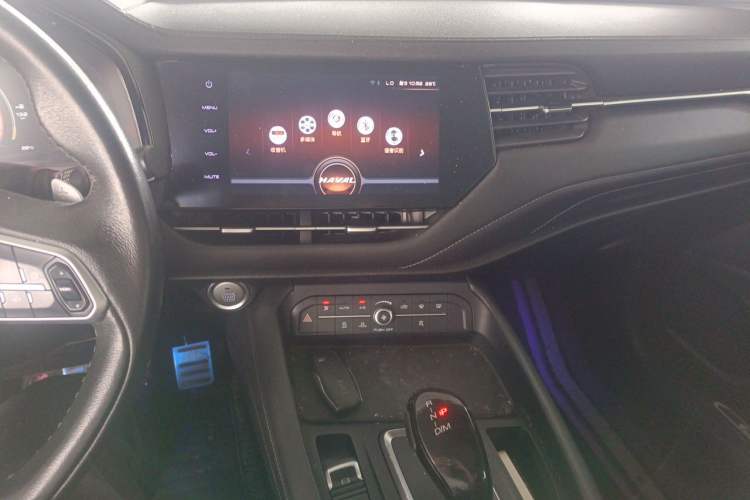 Used Haval F7 2020 2.0T Two-Wheel Drive i-Active Audio And AC Panel