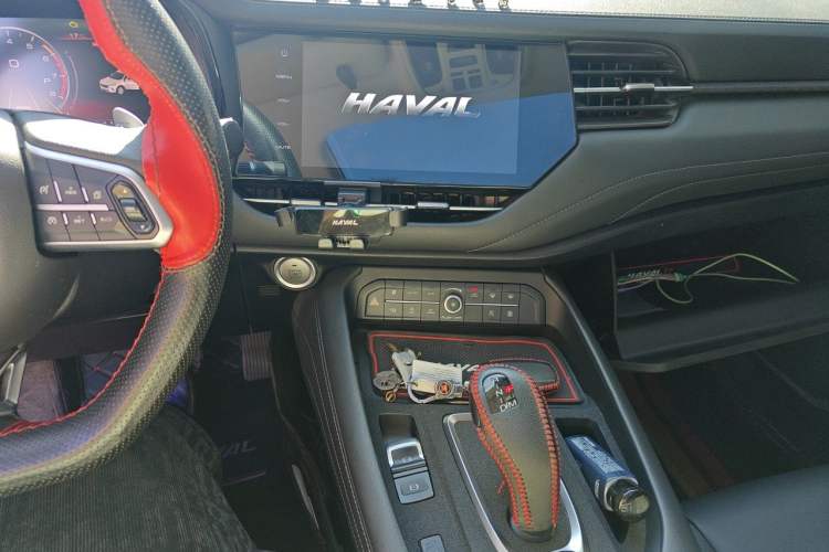 Used Haval F7 2020 2.0T Two-Wheel Drive i-Van Audio And AC Panel
