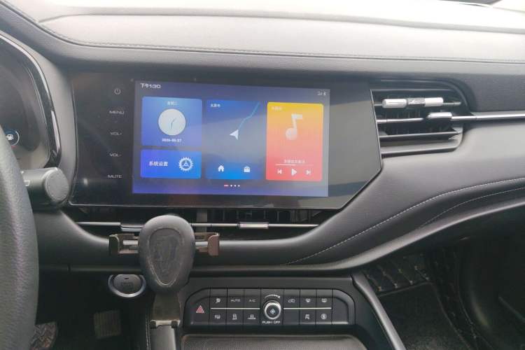 Used Haval F7 2020 1.5T Two-Wheel Drive i-Trend Audio And AC Panel
