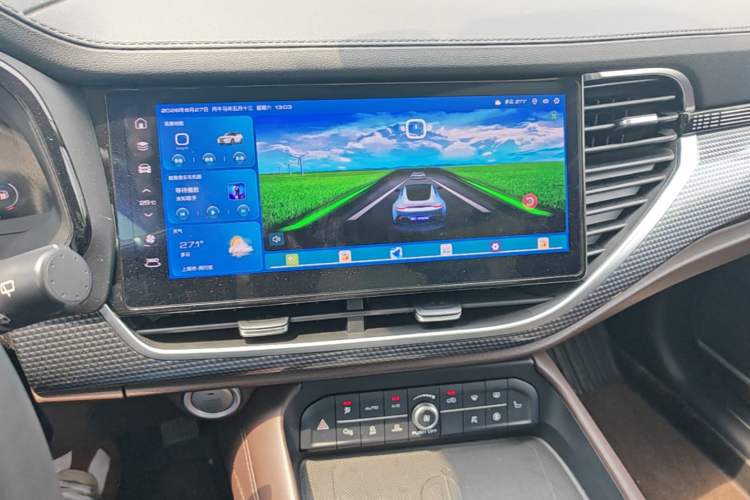 Used Haval F7 2020 1.5T Two-Wheel Drive i-Trend Audio And AC Panel