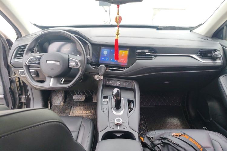 Used Haval F7 2020 1.5T Two-Wheel Drive i-Trend Center Console