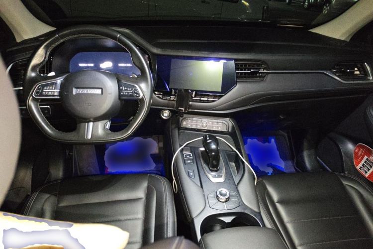 Used Haval F7 2020 1.5T Two-Wheel Drive i-Trend Center Console