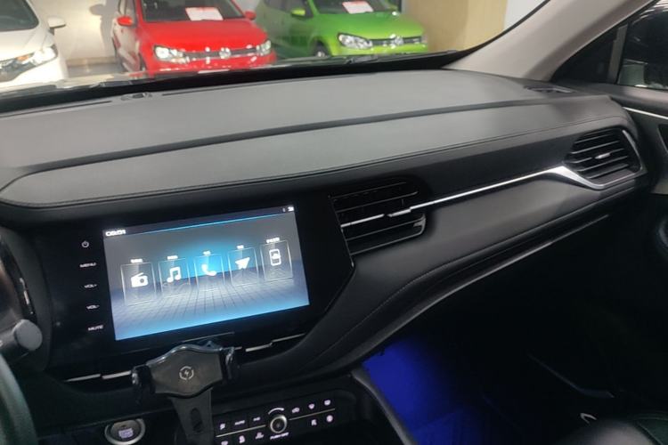 Used Haval F7 2020 1.5T Two-Wheel Drive i-Trend Center Console