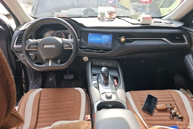 Used Haval F7 2020 1.5T Two-Wheel Drive i-Trend Center Console