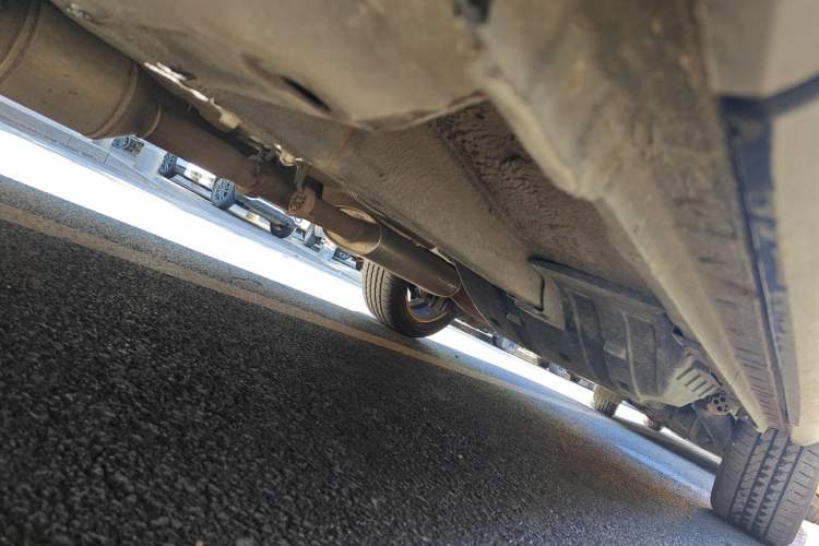 Used Haval F7 2020 2.0T Two-Wheel Drive i-Van Chassis Front Left