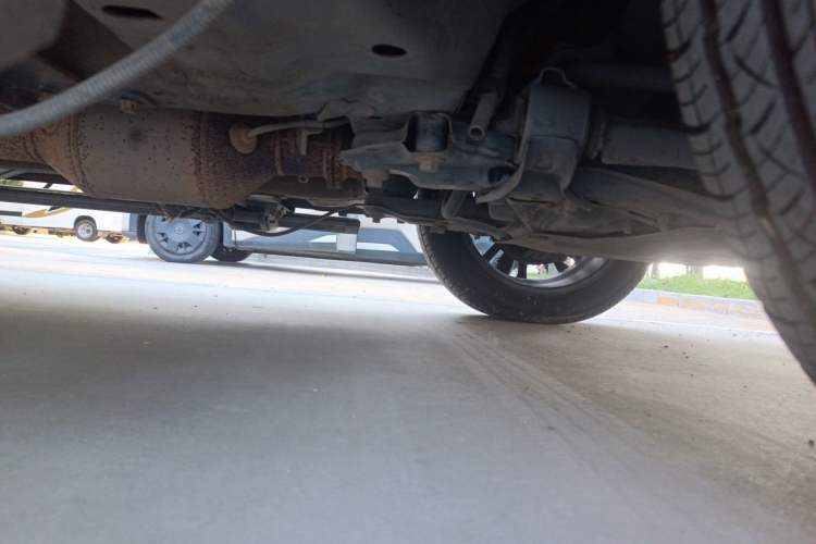 Used Haval F7 2020 2.0T Two-Wheel Drive i-Van Chassis Front Right