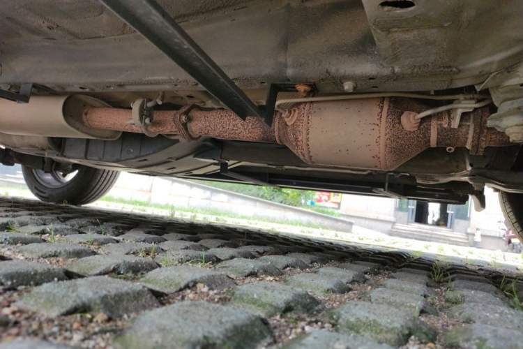 Used Haval F7 2020 2.0T Two-Wheel Drive i-Van Chassis Front Right