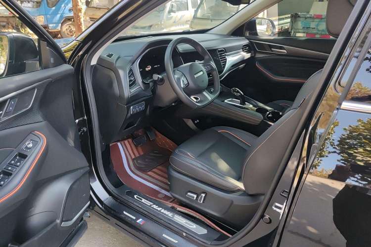 Used Haval F7 2020 2.0T Two-Wheel Drive i-Van Driver Seat