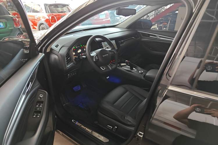 Used Haval F7 2020 2.0T Two-Wheel Drive i-Van Driver Seat