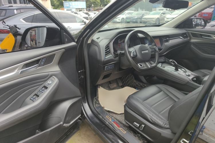 Used Haval F7 2020 2.0T Two-Wheel Drive i-Van Driver Seat