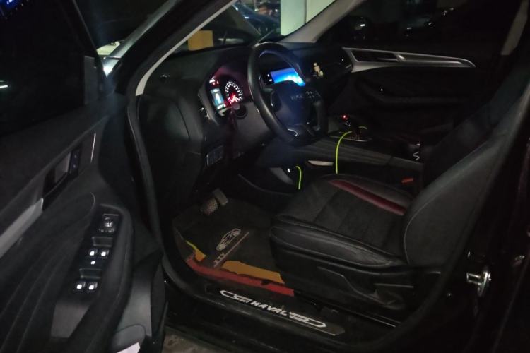 Used Haval F7 2020 1.5T Two-Wheel Drive iCool Driver Seat