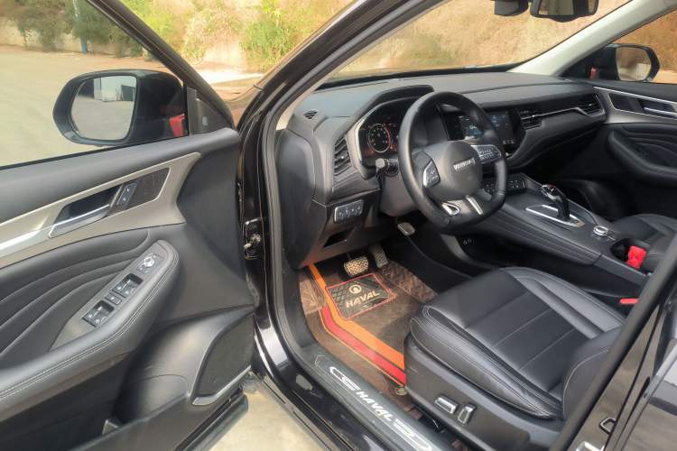 Used Haval F7 2020 2.0T Two-Wheel Drive i-Van Driver Seat