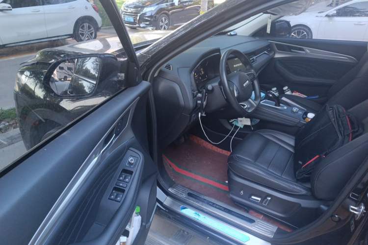 Used Haval F7 2020 2.0T Two-Wheel Drive i-Van Driver Seat
