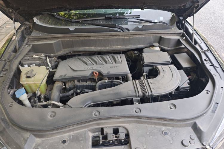 Used Haval F7 2020 1.5T Two-Wheel Drive i-Type Engine Bay