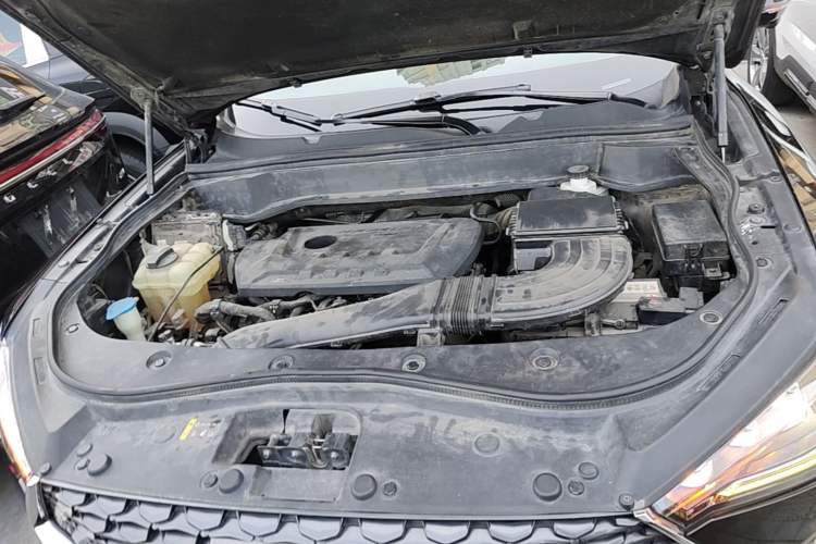 Used Haval F7 2020 2.0T All-Wheel Drive iJoy Engine Bay