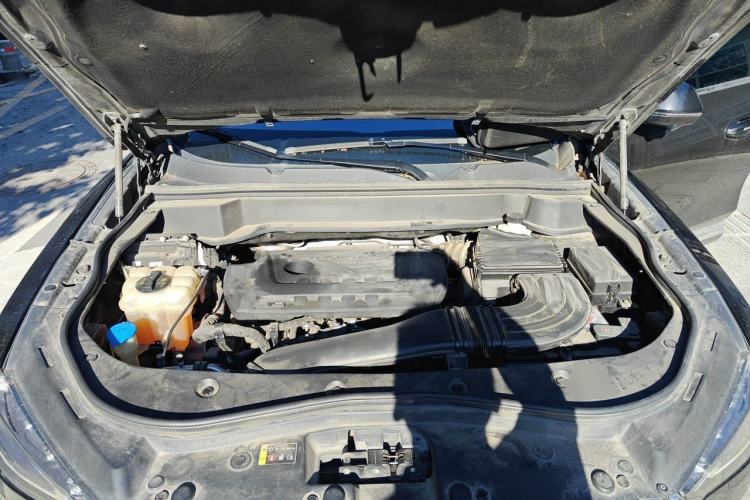 Used Haval F7 2020 2.0T Two-Wheel Drive i-Van Engine Bay