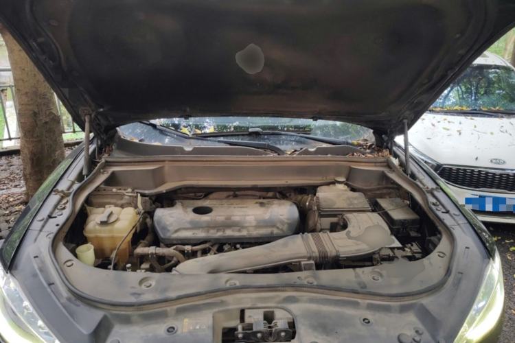 Used Haval F7 2020 2.0T All-Wheel Drive iJoy Engine Bay