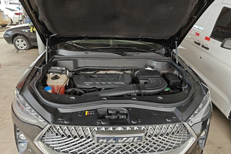 Used Haval F7 2020 2.0T Two-Wheel Drive i-Van Engine Bay
