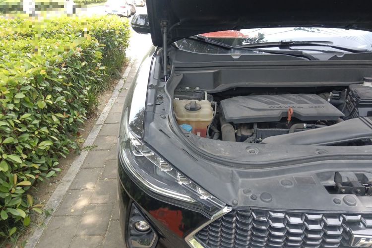 Used Haval F7 2020 1.5T Two-Wheel Drive i-Type Engine Bay Right