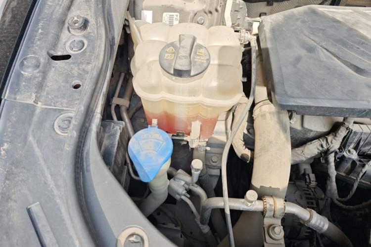 Used Haval F7 2020 1.5T Two-Wheel Drive i-Trend Engine Bay Right