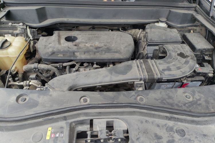 Used Haval F7 2020 2.0T Two-Wheel Drive i-Van Engine Bay