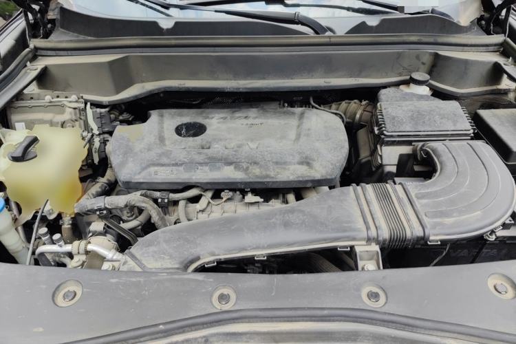 Used Haval F7 2020 2.0T Two-Wheel Drive i-Van Engine Bay