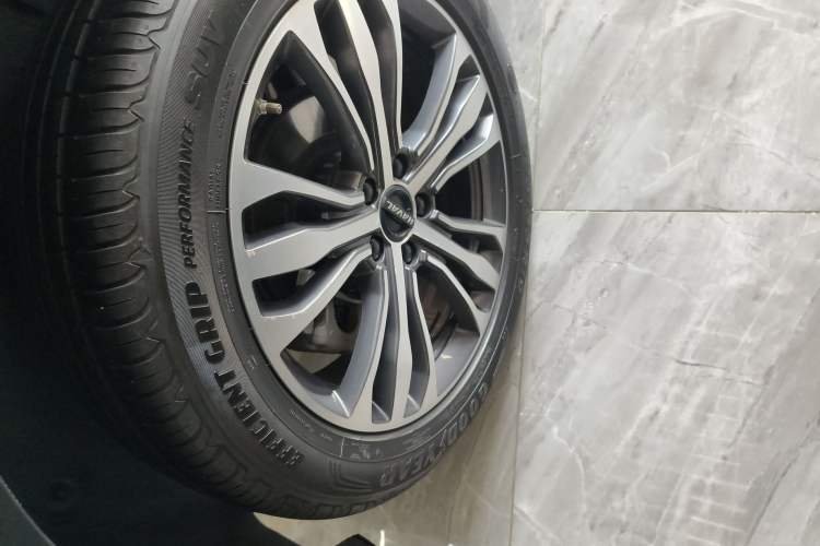 Used Haval F7 2020 2.0T All-Wheel Drive iJoy Exterior 4