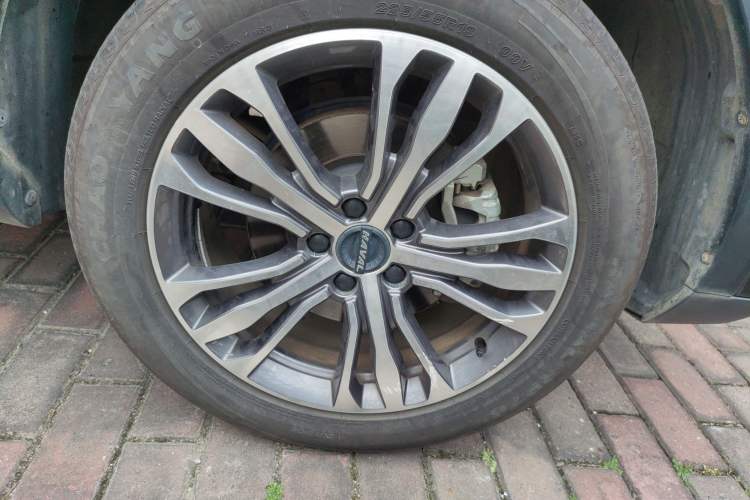 Used Haval F7 2020 2.0T Two-Wheel Drive i-Van Exterior 7