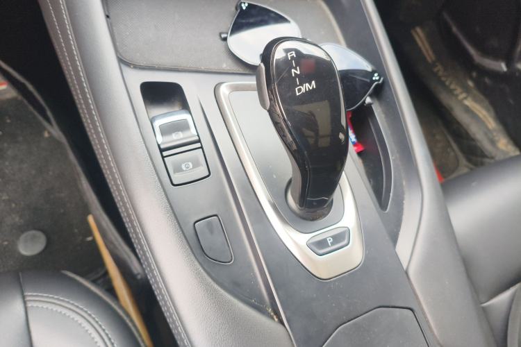 Used Haval F7 2020 1.5T Two-Wheel Drive i-Type Gear Lever