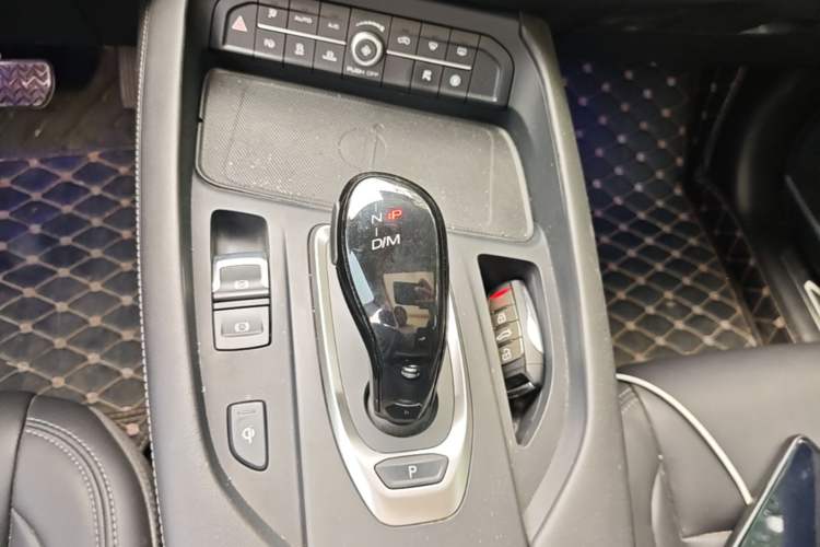Used Haval F7 2020 1.5T Two-Wheel Drive i-Trend Gear Lever