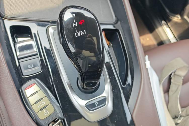 Used Haval F7 2020 1.5T Two-Wheel Drive i-Trend Gear Lever