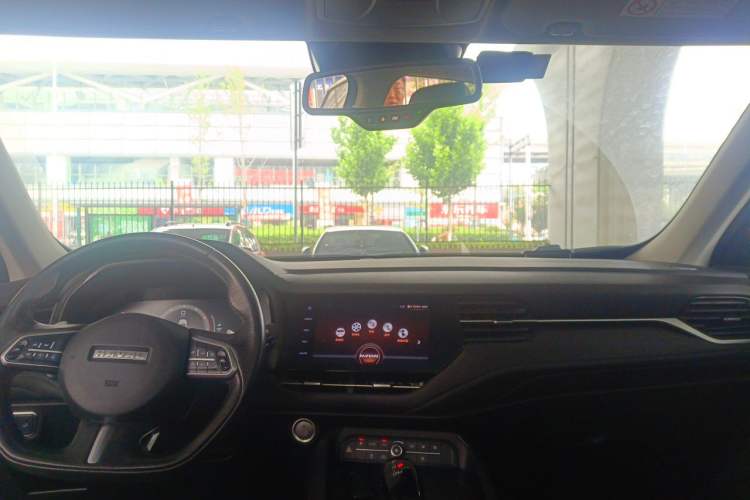 Used Haval F7 2020 2.0T Two-Wheel Drive i-Active Headliner