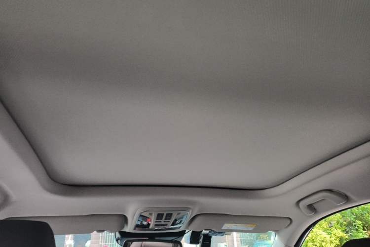 Used Haval F7 2020 2.0T All-Wheel Drive iJoy Headliner