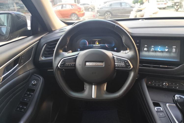 Used Haval F7 2020 2.0T Two-Wheel Drive i-Van Interior 2