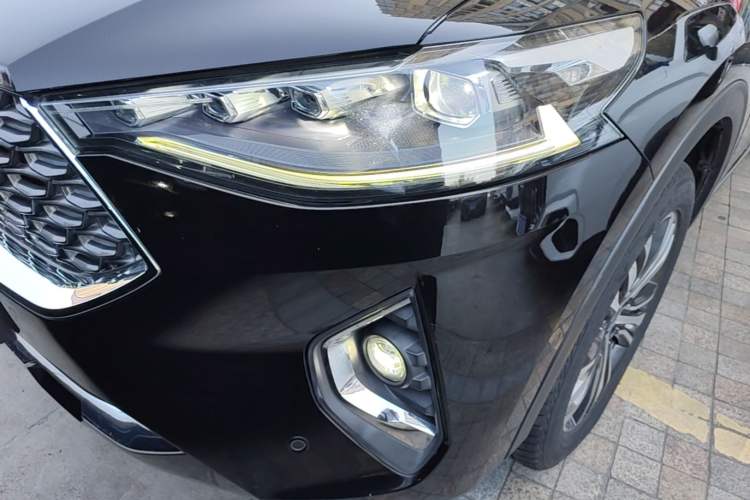 Used Haval F7 2020 2.0T All-Wheel Drive iJoy Left Front Headlight