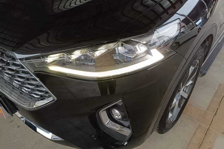 Used Haval F7 2020 1.5T Two-Wheel Drive i-Trend Left Front Headlight