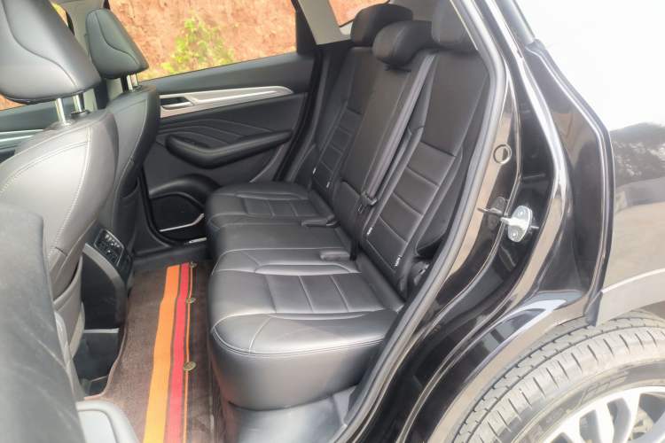 Used Haval F7 2020 2.0T Two-Wheel Drive i-Van Left Rear Seat