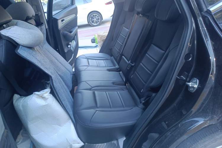 Used Haval F7 2020 2.0T Two-Wheel Drive i-Van Left Rear Seat