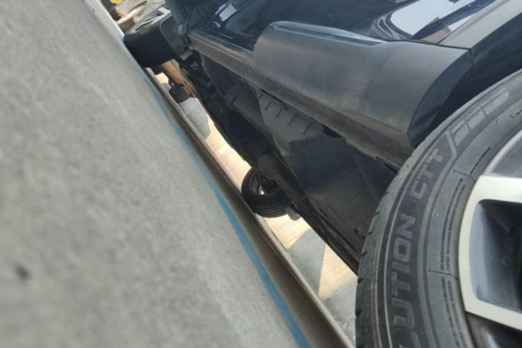 Used Haval F7 2020 1.5T Two-Wheel Drive i-Type Left Side Sill
