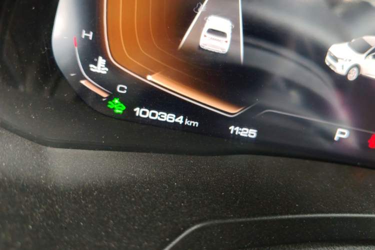 Used Haval F7 2020 1.5T Two-Wheel Drive i-Trend Odometer Close Up