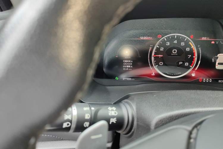 Used Haval F7 2020 2.0T Two-Wheel Drive i-Van Odometer Close Up