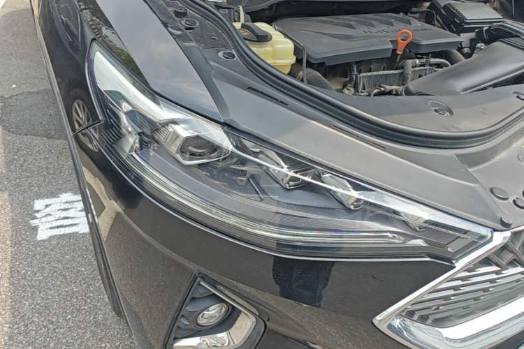 Used Haval F7 2020 1.5T Two-Wheel Drive i-Trend Right Front Headlight