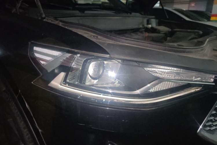 Used Haval F7 2020 1.5T Two-Wheel Drive iCool Right Front Headlight