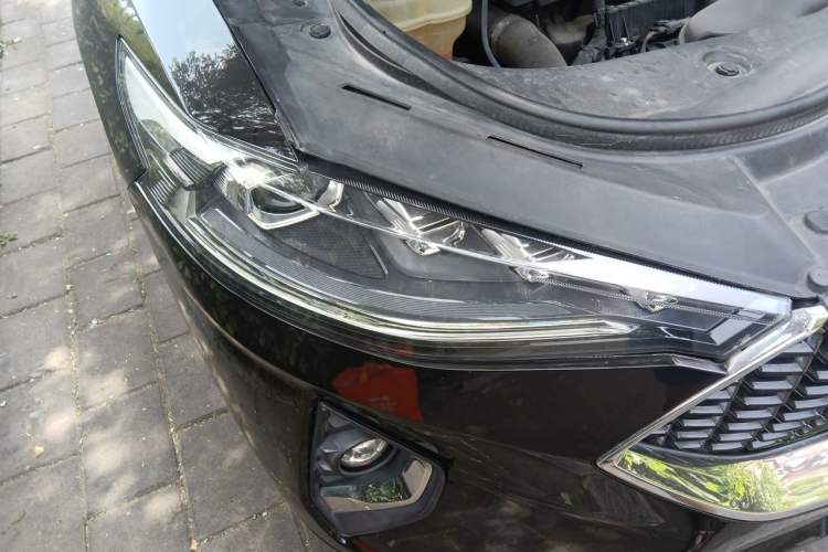 Used Haval F7 2020 1.5T Two-Wheel Drive i-Type Right Front Headlight