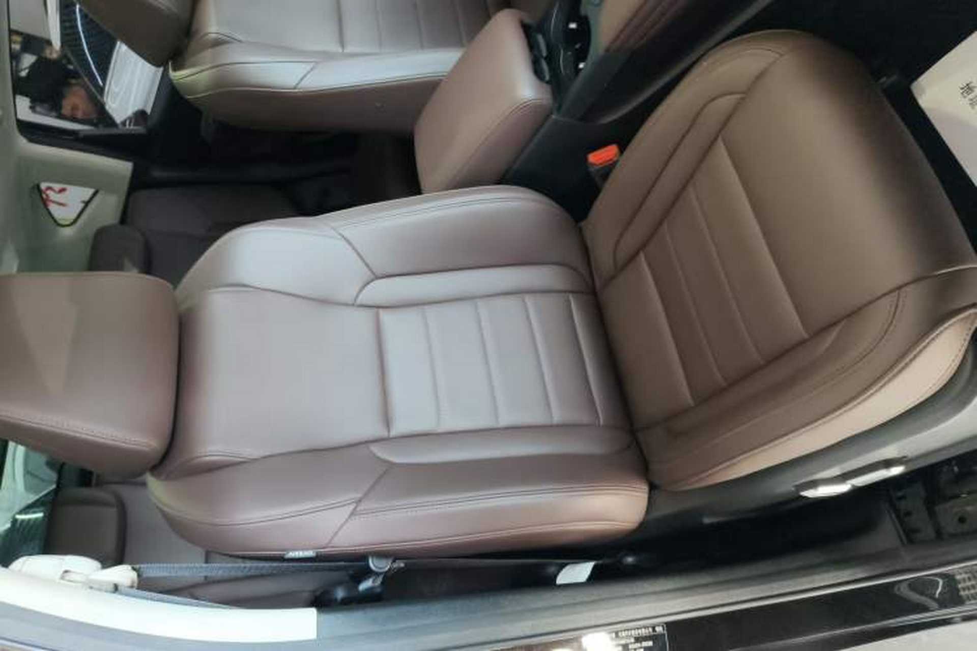 Used Haval F7 2020 2.0T All-Wheel Drive iJoy Right Front Seat