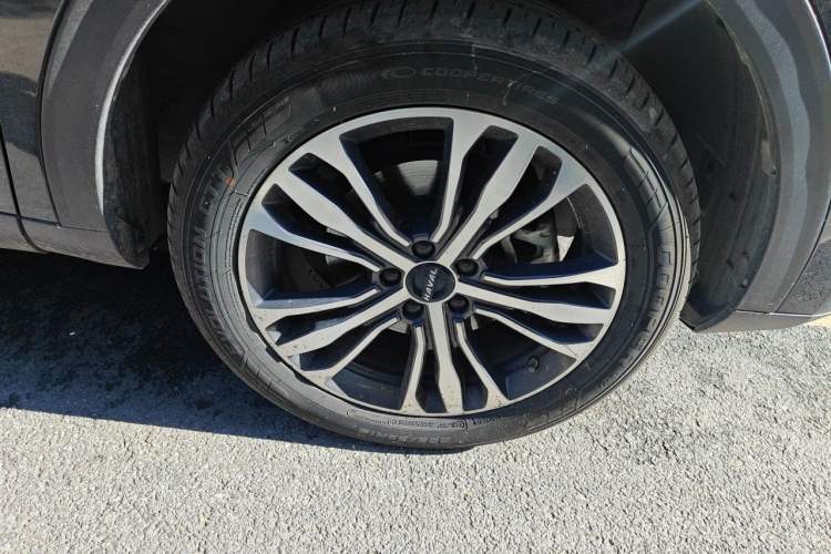 Used Haval F7 2020 2.0T Two-Wheel Drive i-Van Right Front Wheel Hub