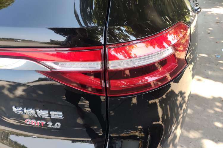Used Haval F7 2020 2.0T Two-Wheel Drive i-Van Right Rear Taillight