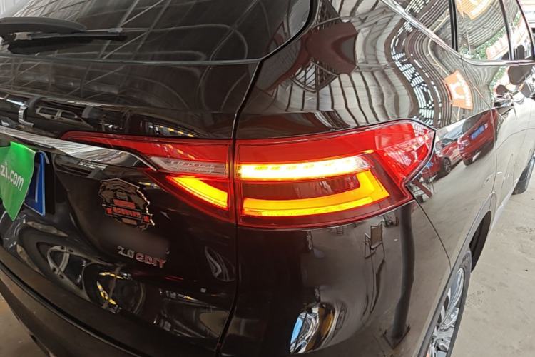 Used Haval F7 2020 2.0T Two-Wheel Drive i-Van Right Rear Taillight