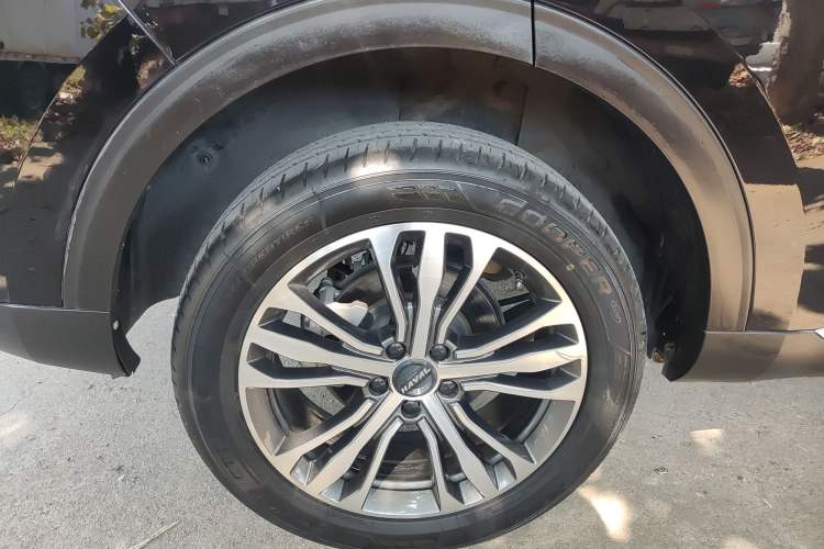 Used Haval F7 2020 2.0T Two-Wheel Drive i-Van Right Rear Wheel Hub